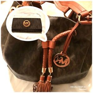 Michael Kors Satchel and matching Wallet